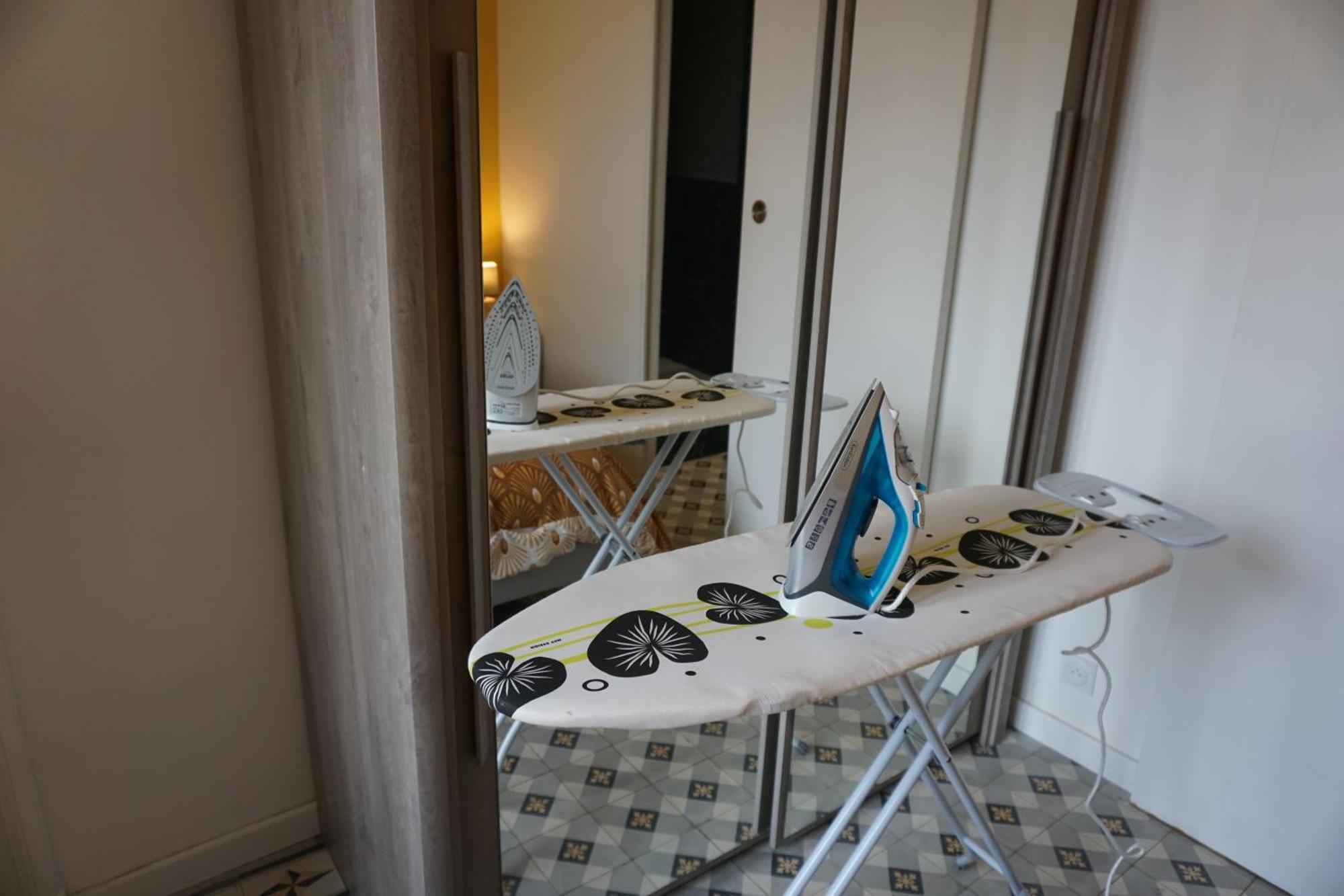 Cosy Appartement 4 Personnes Aux Arceaux - Proche Centre Ville Montpellier Exterior foto